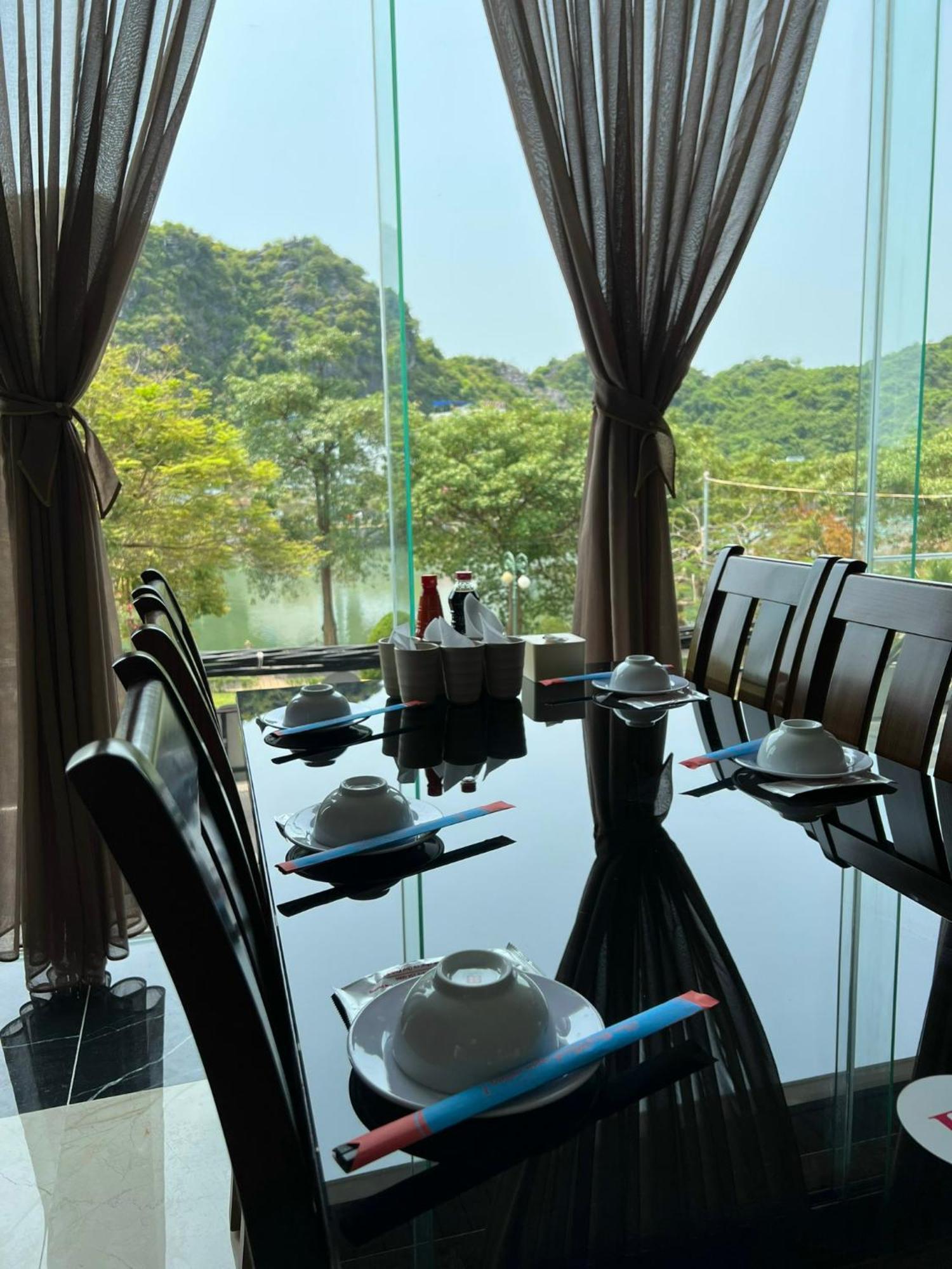 Khách sạn Vũ Dương Cat Ba Island Exterior foto